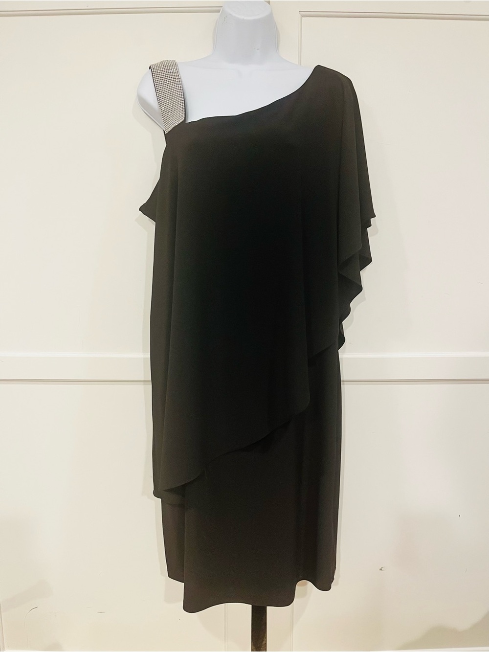 R&M Richards Black One-Shoulder Cocktail Dress with Embellished Strap